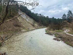 [P17] R&acirc;ul Corund » foto by AZE
 - 
<span class="allrVoted glyphicon glyphicon-heart hidden" id="av1360520"></span>
<a class="m-l-10 hidden" id="sv1360520" onclick="voting_Foto_DelVot(,1360520,19028)" role="button">șterge vot <span class="glyphicon glyphicon-remove"></span></a>
<a id="v91360520" class=" c-red"  onclick="voting_Foto_SetVot(1360520)" role="button"><span class="glyphicon glyphicon-heart-empty"></span> <b>LIKE</b> = Votează poza</a> <img class="hidden"  id="f1360520W9" src="/imagini/loader.gif" border="0" /><span class="AjErrMes hidden" id="e1360520ErM"></span>