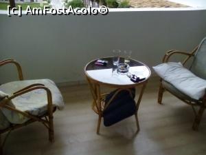 [P02] Pe balcon hotel Ionian princes » foto by Simirad1704
 - 
<span class="allrVoted glyphicon glyphicon-heart hidden" id="av1095876"></span>
<a class="m-l-10 hidden" id="sv1095876" onclick="voting_Foto_DelVot(,1095876,19093)" role="button">șterge vot <span class="glyphicon glyphicon-remove"></span></a>
<a id="v91095876" class=" c-red"  onclick="voting_Foto_SetVot(1095876)" role="button"><span class="glyphicon glyphicon-heart-empty"></span> <b>LIKE</b> = Votează poza</a> <img class="hidden"  id="f1095876W9" src="/imagini/loader.gif" border="0" /><span class="AjErrMes hidden" id="e1095876ErM"></span>