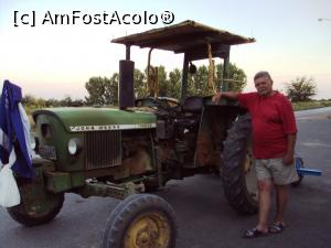 [P11] V-am spus eu că hotelul este amplasat printre terenuri agricole! » foto by Carmen Ion
 - 
<span class="allrVoted glyphicon glyphicon-heart hidden" id="av957428"></span>
<a class="m-l-10 hidden" id="sv957428" onclick="voting_Foto_DelVot(,957428,19314)" role="button">șterge vot <span class="glyphicon glyphicon-remove"></span></a>
<a id="v9957428" class=" c-red"  onclick="voting_Foto_SetVot(957428)" role="button"><span class="glyphicon glyphicon-heart-empty"></span> <b>LIKE</b> = Votează poza</a> <img class="hidden"  id="f957428W9" src="/imagini/loader.gif" border="0" /><span class="AjErrMes hidden" id="e957428ErM"></span>