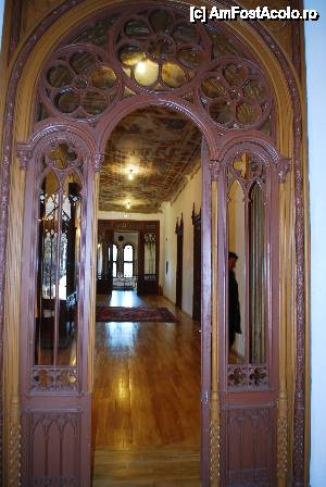 [P08] Usi sculptate » foto by elena_iasi
 - 
<span class="allrVoted glyphicon glyphicon-heart hidden" id="av486914"></span>
<a class="m-l-10 hidden" id="sv486914" onclick="voting_Foto_DelVot(,486914,19447)" role="button">șterge vot <span class="glyphicon glyphicon-remove"></span></a>
<a id="v9486914" class=" c-red"  onclick="voting_Foto_SetVot(486914)" role="button"><span class="glyphicon glyphicon-heart-empty"></span> <b>LIKE</b> = Votează poza</a> <img class="hidden"  id="f486914W9" src="/imagini/loader.gif" border="0" /><span class="AjErrMes hidden" id="e486914ErM"></span>