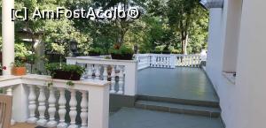 [P32] Terasa restaurantului » foto by gettyy
 - 
<span class="allrVoted glyphicon glyphicon-heart hidden" id="av1165270"></span>
<a class="m-l-10 hidden" id="sv1165270" onclick="voting_Foto_DelVot(,1165270,19447)" role="button">șterge vot <span class="glyphicon glyphicon-remove"></span></a>
<a id="v91165270" class=" c-red"  onclick="voting_Foto_SetVot(1165270)" role="button"><span class="glyphicon glyphicon-heart-empty"></span> <b>LIKE</b> = Votează poza</a> <img class="hidden"  id="f1165270W9" src="/imagini/loader.gif" border="0" /><span class="AjErrMes hidden" id="e1165270ErM"></span>