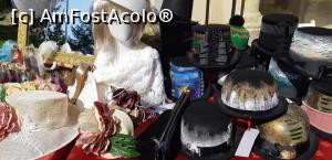 [P33] "Călătoria la 1900" - Expoziţia de pălării » foto by gettyy
 - 
<span class="allrVoted glyphicon glyphicon-heart hidden" id="av1165271"></span>
<a class="m-l-10 hidden" id="sv1165271" onclick="voting_Foto_DelVot(,1165271,19447)" role="button">șterge vot <span class="glyphicon glyphicon-remove"></span></a>
<a id="v91165271" class=" c-red"  onclick="voting_Foto_SetVot(1165271)" role="button"><span class="glyphicon glyphicon-heart-empty"></span> <b>LIKE</b> = Votează poza</a> <img class="hidden"  id="f1165271W9" src="/imagini/loader.gif" border="0" /><span class="AjErrMes hidden" id="e1165271ErM"></span>