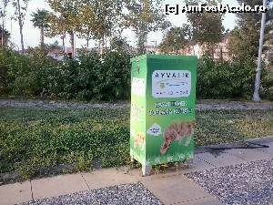 [P03] Recipient pentru donat mancare pentru animalele fara stapan.  » foto by Cristi Siderof
 - 
<span class="allrVoted glyphicon glyphicon-heart hidden" id="av677056"></span>
<a class="m-l-10 hidden" id="sv677056" onclick="voting_Foto_DelVot(,677056,19448)" role="button">șterge vot <span class="glyphicon glyphicon-remove"></span></a>
<a id="v9677056" class=" c-red"  onclick="voting_Foto_SetVot(677056)" role="button"><span class="glyphicon glyphicon-heart-empty"></span> <b>LIKE</b> = Votează poza</a> <img class="hidden"  id="f677056W9" src="/imagini/loader.gif" border="0" /><span class="AjErrMes hidden" id="e677056ErM"></span>