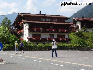 [P96] Austria, Waidring : din colecția de vile a localității » foto by mariana.olaru
 - 
<span class="allrVoted glyphicon glyphicon-heart hidden" id="av680994"></span>
<a class="m-l-10 hidden" id="sv680994" onclick="voting_Foto_DelVot(,680994,19484)" role="button">șterge vot <span class="glyphicon glyphicon-remove"></span></a>
<a id="v9680994" class=" c-red"  onclick="voting_Foto_SetVot(680994)" role="button"><span class="glyphicon glyphicon-heart-empty"></span> <b>LIKE</b> = Votează poza</a> <img class="hidden"  id="f680994W9" src="/imagini/loader.gif" border="0" /><span class="AjErrMes hidden" id="e680994ErM"></span>