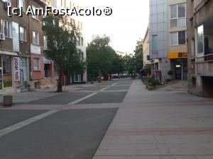 [P30] Alte banci si magazine, zona tot pietonala » foto by vulpe mihaela
 - 
<span class="allrVoted glyphicon glyphicon-heart hidden" id="av1072846"></span>
<a class="m-l-10 hidden" id="sv1072846" onclick="voting_Foto_DelVot(,1072846,19642)" role="button">șterge vot <span class="glyphicon glyphicon-remove"></span></a>
<a id="v91072846" class=" c-red"  onclick="voting_Foto_SetVot(1072846)" role="button"><span class="glyphicon glyphicon-heart-empty"></span> <b>LIKE</b> = Votează poza</a> <img class="hidden"  id="f1072846W9" src="/imagini/loader.gif" border="0" /><span class="AjErrMes hidden" id="e1072846ErM"></span>