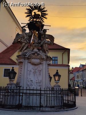 [P18] La pas prin centrul vechi Győr » foto by crismis
 - 
<span class="allrVoted glyphicon glyphicon-heart hidden" id="av1400689"></span>
<a class="m-l-10 hidden" id="sv1400689" onclick="voting_Foto_DelVot(,1400689,19654)" role="button">șterge vot <span class="glyphicon glyphicon-remove"></span></a>
<a id="v91400689" class=" c-red"  onclick="voting_Foto_SetVot(1400689)" role="button"><span class="glyphicon glyphicon-heart-empty"></span> <b>LIKE</b> = Votează poza</a> <img class="hidden"  id="f1400689W9" src="/imagini/loader.gif" border="0" /><span class="AjErrMes hidden" id="e1400689ErM"></span>