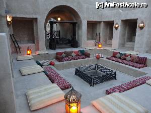 [P10] la o sisha in curtea interioara » foto by iorgulescua
 - 
<span class="allrVoted glyphicon glyphicon-heart hidden" id="av692378"></span>
<a class="m-l-10 hidden" id="sv692378" onclick="voting_Foto_DelVot(,692378,19668)" role="button">șterge vot <span class="glyphicon glyphicon-remove"></span></a>
<a id="v9692378" class=" c-red"  onclick="voting_Foto_SetVot(692378)" role="button"><span class="glyphicon glyphicon-heart-empty"></span> <b>LIKE</b> = Votează poza</a> <img class="hidden"  id="f692378W9" src="/imagini/loader.gif" border="0" /><span class="AjErrMes hidden" id="e692378ErM"></span>