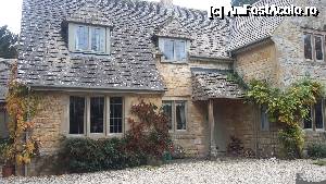 P15 [OCT-2015] Casă de tip cottage din satul Bibury, ținutul Cotswolds, Anglia. 