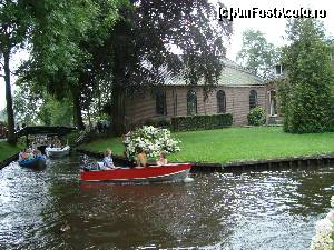 [P32] Biserica locala menonita din sat » foto by mireille
 - 
<span class="allrVoted glyphicon glyphicon-heart hidden" id="av603035"></span>
<a class="m-l-10 hidden" id="sv603035" onclick="voting_Foto_DelVot(,603035,19677)" role="button">șterge vot <span class="glyphicon glyphicon-remove"></span></a>
<a id="v9603035" class=" c-red"  onclick="voting_Foto_SetVot(603035)" role="button"><span class="glyphicon glyphicon-heart-empty"></span> <b>LIKE</b> = Votează poza</a> <img class="hidden"  id="f603035W9" src="/imagini/loader.gif" border="0" /><span class="AjErrMes hidden" id="e603035ErM"></span>