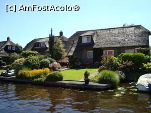 [P01] Belt -Schutsloot -sat olandez pe ape, la 10 km de Giethoorn, numit si Venetia Olandeza » foto by mireille
 - 
<span class="allrVoted glyphicon glyphicon-heart hidden" id="av820185"></span>
<a class="m-l-10 hidden" id="sv820185" onclick="voting_Foto_DelVot(,820185,19677)" role="button">șterge vot <span class="glyphicon glyphicon-remove"></span></a>
<a id="v9820185" class=" c-red"  onclick="voting_Foto_SetVot(820185)" role="button"><span class="glyphicon glyphicon-heart-empty"></span> <b>LIKE</b> = Votează poza</a> <img class="hidden"  id="f820185W9" src="/imagini/loader.gif" border="0" /><span class="AjErrMes hidden" id="e820185ErM"></span>