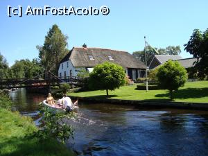 [P06] Belt -Schutsloot -un sat fermecator... cate o barca ratacita in croaziera pe canal » foto by mireille
 - 
<span class="allrVoted glyphicon glyphicon-heart hidden" id="av820190"></span>
<a class="m-l-10 hidden" id="sv820190" onclick="voting_Foto_DelVot(,820190,19677)" role="button">șterge vot <span class="glyphicon glyphicon-remove"></span></a>
<a id="v9820190" class=" c-red"  onclick="voting_Foto_SetVot(820190)" role="button"><span class="glyphicon glyphicon-heart-empty"></span> <b>LIKE</b> = Votează poza</a> <img class="hidden"  id="f820190W9" src="/imagini/loader.gif" border="0" /><span class="AjErrMes hidden" id="e820190ErM"></span>
