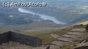 [P15] Un lac văzut de pe vîrful Snowdon din Parcul Naţional, Wales.  » foto by traian.leuca †
 - 
<span class="allrVoted glyphicon glyphicon-heart hidden" id="av903947"></span>
<a class="m-l-10 hidden" id="sv903947" onclick="voting_Foto_DelVot(,903947,19690)" role="button">șterge vot <span class="glyphicon glyphicon-remove"></span></a>
<a id="v9903947" class=" c-red"  onclick="voting_Foto_SetVot(903947)" role="button"><span class="glyphicon glyphicon-heart-empty"></span> <b>LIKE</b> = Votează poza</a> <img class="hidden"  id="f903947W9" src="/imagini/loader.gif" border="0" /><span class="AjErrMes hidden" id="e903947ErM"></span>