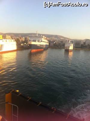 [P17] Plecarea din port!  » foto by danamandache
 - 
<span class="allrVoted glyphicon glyphicon-heart hidden" id="av695646"></span>
<a class="m-l-10 hidden" id="sv695646" onclick="voting_Foto_DelVot(,695646,19727)" role="button">șterge vot <span class="glyphicon glyphicon-remove"></span></a>
<a id="v9695646" class=" c-red"  onclick="voting_Foto_SetVot(695646)" role="button"><span class="glyphicon glyphicon-heart-empty"></span> <b>LIKE</b> = Votează poza</a> <img class="hidden"  id="f695646W9" src="/imagini/loader.gif" border="0" /><span class="AjErrMes hidden" id="e695646ErM"></span>