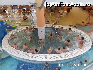 [P22] Jacuzzi din zona de agrement » foto by ungureanica
 - 
<span class="allrVoted glyphicon glyphicon-heart hidden" id="av696582"></span>
<a class="m-l-10 hidden" id="sv696582" onclick="voting_Foto_DelVot(,696582,19732)" role="button">șterge vot <span class="glyphicon glyphicon-remove"></span></a>
<a id="v9696582" class=" c-red"  onclick="voting_Foto_SetVot(696582)" role="button"><span class="glyphicon glyphicon-heart-empty"></span> <b>LIKE</b> = Votează poza</a> <img class="hidden"  id="f696582W9" src="/imagini/loader.gif" border="0" /><span class="AjErrMes hidden" id="e696582ErM"></span>