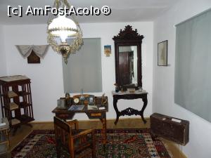 [P11] Camera din dreapta - biroul de lucru.  » foto by tata123 🔱
 - 
<span class="allrVoted glyphicon glyphicon-heart hidden" id="av1050457"></span>
<a class="m-l-10 hidden" id="sv1050457" onclick="voting_Foto_DelVot(,1050457,19757)" role="button">șterge vot <span class="glyphicon glyphicon-remove"></span></a>
<a id="v91050457" class=" c-red"  onclick="voting_Foto_SetVot(1050457)" role="button"><span class="glyphicon glyphicon-heart-empty"></span> <b>LIKE</b> = Votează poza</a> <img class="hidden"  id="f1050457W9" src="/imagini/loader.gif" border="0" /><span class="AjErrMes hidden" id="e1050457ErM"></span>