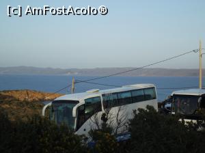 [P32] Autobuzul care ne-a adus la Capul Sounion » foto by irinad
 - 
<span class="allrVoted glyphicon glyphicon-heart hidden" id="av1059057"></span>
<a class="m-l-10 hidden" id="sv1059057" onclick="voting_Foto_DelVot(,1059057,19763)" role="button">șterge vot <span class="glyphicon glyphicon-remove"></span></a>
<a id="v91059057" class=" c-red"  onclick="voting_Foto_SetVot(1059057)" role="button"><span class="glyphicon glyphicon-heart-empty"></span> <b>LIKE</b> = Votează poza</a> <img class="hidden"  id="f1059057W9" src="/imagini/loader.gif" border="0" /><span class="AjErrMes hidden" id="e1059057ErM"></span>