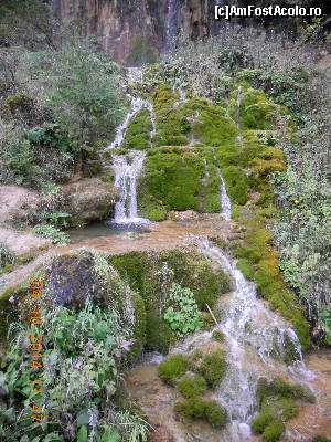 P12 [OCT-2014] Cascada Pisoaia minune a naturii