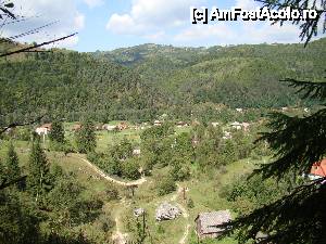 [P36] „Cascada Pişoaia” / Superb! Idilic! Foto realizată de pe coama cascadei.  » foto by Utube
 - 
<span class="allrVoted glyphicon glyphicon-heart hidden" id="av410667"></span>
<a class="m-l-10 hidden" id="sv410667" onclick="voting_Foto_DelVot(,410667,19774)" role="button">șterge vot <span class="glyphicon glyphicon-remove"></span></a>
<a id="v9410667" class=" c-red"  onclick="voting_Foto_SetVot(410667)" role="button"><span class="glyphicon glyphicon-heart-empty"></span> <b>LIKE</b> = Votează poza</a> <img class="hidden"  id="f410667W9" src="/imagini/loader.gif" border="0" /><span class="AjErrMes hidden" id="e410667ErM"></span>