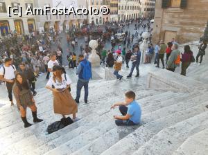 [P03] Piazza di Spagna » foto by MONITA
 - 
<span class="allrVoted glyphicon glyphicon-heart hidden" id="av1119858"></span>
<a class="m-l-10 hidden" id="sv1119858" onclick="voting_Foto_DelVot(,1119858,19894)" role="button">șterge vot <span class="glyphicon glyphicon-remove"></span></a>
<a id="v91119858" class=" c-red"  onclick="voting_Foto_SetVot(1119858)" role="button"><span class="glyphicon glyphicon-heart-empty"></span> <b>LIKE</b> = Votează poza</a> <img class="hidden"  id="f1119858W9" src="/imagini/loader.gif" border="0" /><span class="AjErrMes hidden" id="e1119858ErM"></span>