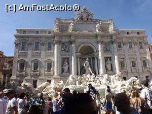 [P09] Fontana di Trevi după-masa » foto by cloverina
 - 
<span class="allrVoted glyphicon glyphicon-heart hidden" id="av778343"></span>
<a class="m-l-10 hidden" id="sv778343" onclick="voting_Foto_DelVot(,778343,19894)" role="button">șterge vot <span class="glyphicon glyphicon-remove"></span></a>
<a id="v9778343" class=" c-red"  onclick="voting_Foto_SetVot(778343)" role="button"><span class="glyphicon glyphicon-heart-empty"></span> <b>LIKE</b> = Votează poza</a> <img class="hidden"  id="f778343W9" src="/imagini/loader.gif" border="0" /><span class="AjErrMes hidden" id="e778343ErM"></span>