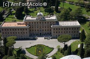 [P05] Gradinile Vaticanului si cladirile administrative vazute din biserica San Pietro » foto by catrinel
 - 
<span class="allrVoted glyphicon glyphicon-heart hidden" id="av884060"></span>
<a class="m-l-10 hidden" id="sv884060" onclick="voting_Foto_DelVot(,884060,19894)" role="button">șterge vot <span class="glyphicon glyphicon-remove"></span></a>
<a id="v9884060" class=" c-red"  onclick="voting_Foto_SetVot(884060)" role="button"><span class="glyphicon glyphicon-heart-empty"></span> <b>LIKE</b> = Votează poza</a> <img class="hidden"  id="f884060W9" src="/imagini/loader.gif" border="0" /><span class="AjErrMes hidden" id="e884060ErM"></span>
