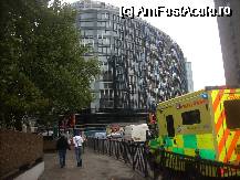 [P12] Ambulanta in Londra, » foto by georgiana
 - 
<span class="allrVoted glyphicon glyphicon-heart hidden" id="av48469"></span>
<a class="m-l-10 hidden" id="sv48469" onclick="voting_Foto_DelVot(,48469,19896)" role="button">șterge vot <span class="glyphicon glyphicon-remove"></span></a>
<a id="v948469" class=" c-red"  onclick="voting_Foto_SetVot(48469)" role="button"><span class="glyphicon glyphicon-heart-empty"></span> <b>LIKE</b> = Votează poza</a> <img class="hidden"  id="f48469W9" src="/imagini/loader.gif" border="0" /><span class="AjErrMes hidden" id="e48469ErM"></span>