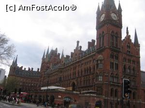 [P02] St Pancras (hotel si gara)  » foto by cata74
 - 
<span class="allrVoted glyphicon glyphicon-heart hidden" id="av734995"></span>
<a class="m-l-10 hidden" id="sv734995" onclick="voting_Foto_DelVot(,734995,19896)" role="button">șterge vot <span class="glyphicon glyphicon-remove"></span></a>
<a id="v9734995" class=" c-red"  onclick="voting_Foto_SetVot(734995)" role="button"><span class="glyphicon glyphicon-heart-empty"></span> <b>LIKE</b> = Votează poza</a> <img class="hidden"  id="f734995W9" src="/imagini/loader.gif" border="0" /><span class="AjErrMes hidden" id="e734995ErM"></span>