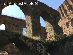 [P17] Cetatea Slimnic - din nou ziduri » foto by mishu
 - 
<span class="allrVoted glyphicon glyphicon-heart hidden" id="av892371"></span>
<a class="m-l-10 hidden" id="sv892371" onclick="voting_Foto_DelVot(,892371,19908)" role="button">șterge vot <span class="glyphicon glyphicon-remove"></span></a>
<a id="v9892371" class=" c-red"  onclick="voting_Foto_SetVot(892371)" role="button"><span class="glyphicon glyphicon-heart-empty"></span> <b>LIKE</b> = Votează poza</a> <img class="hidden"  id="f892371W9" src="/imagini/loader.gif" border="0" /><span class="AjErrMes hidden" id="e892371ErM"></span>