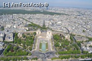 [P06] Trocadero vazut din Turnul Eiffel in fundal cartierul Defence » foto by AZE
 - 
<span class="allrVoted glyphicon glyphicon-heart hidden" id="av851185"></span>
<a class="m-l-10 hidden" id="sv851185" onclick="voting_Foto_DelVot(,851185,19911)" role="button">șterge vot <span class="glyphicon glyphicon-remove"></span></a>
<a id="v9851185" class=" c-red"  onclick="voting_Foto_SetVot(851185)" role="button"><span class="glyphicon glyphicon-heart-empty"></span> <b>LIKE</b> = Votează poza</a> <img class="hidden"  id="f851185W9" src="/imagini/loader.gif" border="0" /><span class="AjErrMes hidden" id="e851185ErM"></span>