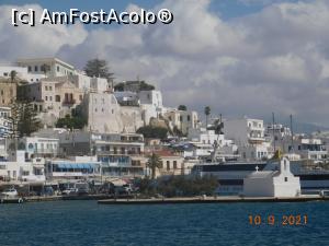 [P48] Naxos Town privit din portul vaselor mari » foto by irinad
 - 
<span class="allrVoted glyphicon glyphicon-heart hidden" id="av1265240"></span>
<a class="m-l-10 hidden" id="sv1265240" onclick="voting_Foto_DelVot(,1265240,19914)" role="button">șterge vot <span class="glyphicon glyphicon-remove"></span></a>
<a id="v91265240" class=" c-red"  onclick="voting_Foto_SetVot(1265240)" role="button"><span class="glyphicon glyphicon-heart-empty"></span> <b>LIKE</b> = Votează poza</a> <img class="hidden"  id="f1265240W9" src="/imagini/loader.gif" border="0" /><span class="AjErrMes hidden" id="e1265240ErM"></span>