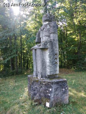 [P54] Tabăra de Sculptură Măgura, Buzău » foto by Mioritik
 - 
<span class="allrVoted glyphicon glyphicon-heart hidden" id="av1255111"></span>
<a class="m-l-10 hidden" id="sv1255111" onclick="voting_Foto_DelVot(,1255111,19973)" role="button">șterge vot <span class="glyphicon glyphicon-remove"></span></a>
<a id="v91255111" class=" c-red"  onclick="voting_Foto_SetVot(1255111)" role="button"><span class="glyphicon glyphicon-heart-empty"></span> <b>LIKE</b> = Votează poza</a> <img class="hidden"  id="f1255111W9" src="/imagini/loader.gif" border="0" /><span class="AjErrMes hidden" id="e1255111ErM"></span>