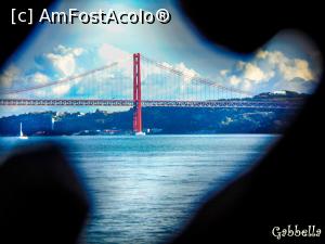 [P02] Una dintre pozele mele preferate din vacanta din Portugalia. Din Turnul Belem am fotografiat 'artistic' podul 25 aprilie » foto by GabrielaG
 - 
<span class="allrVoted glyphicon glyphicon-heart hidden" id="av842698"></span>
<a class="m-l-10 hidden" id="sv842698" onclick="voting_Foto_DelVot(,842698,20047)" role="button">șterge vot <span class="glyphicon glyphicon-remove"></span></a>
<a id="v9842698" class=" c-red"  onclick="voting_Foto_SetVot(842698)" role="button"><span class="glyphicon glyphicon-heart-empty"></span> <b>LIKE</b> = Votează poza</a> <img class="hidden"  id="f842698W9" src="/imagini/loader.gif" border="0" /><span class="AjErrMes hidden" id="e842698ErM"></span>