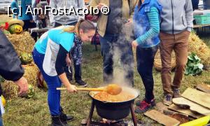 [P09] Prezenţa unui frumos bucatar este o măsură care garantează calitatea mîncării » foto by Lucien
 - 
<span class="allrVoted glyphicon glyphicon-heart hidden" id="av734902"></span>
<a class="m-l-10 hidden" id="sv734902" onclick="voting_Foto_DelVot(,734902,20160)" role="button">șterge vot <span class="glyphicon glyphicon-remove"></span></a>
<a id="v9734902" class=" c-red"  onclick="voting_Foto_SetVot(734902)" role="button"><span class="glyphicon glyphicon-heart-empty"></span> <b>LIKE</b> = Votează poza</a> <img class="hidden"  id="f734902W9" src="/imagini/loader.gif" border="0" /><span class="AjErrMes hidden" id="e734902ErM"></span>