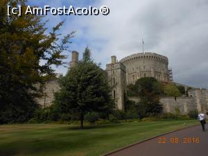 [P53] Windsor Castle - » foto by iulianic
 - 
<span class="allrVoted glyphicon glyphicon-heart hidden" id="av811713"></span>
<a class="m-l-10 hidden" id="sv811713" onclick="voting_Foto_DelVot(,811713,20161)" role="button">șterge vot <span class="glyphicon glyphicon-remove"></span></a>
<a id="v9811713" class=" c-red"  onclick="voting_Foto_SetVot(811713)" role="button"><span class="glyphicon glyphicon-heart-empty"></span> <b>LIKE</b> = Votează poza</a> <img class="hidden"  id="f811713W9" src="/imagini/loader.gif" border="0" /><span class="AjErrMes hidden" id="e811713ErM"></span>