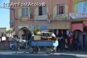 [P33] Transport in Rissani :D » foto by Dorina9
 - 
<span class="allrVoted glyphicon glyphicon-heart hidden" id="av1149292"></span>
<a class="m-l-10 hidden" id="sv1149292" onclick="voting_Foto_DelVot(,1149292,20176)" role="button">șterge vot <span class="glyphicon glyphicon-remove"></span></a>
<a id="v91149292" class=" c-red"  onclick="voting_Foto_SetVot(1149292)" role="button"><span class="glyphicon glyphicon-heart-empty"></span> <b>LIKE</b> = Votează poza</a> <img class="hidden"  id="f1149292W9" src="/imagini/loader.gif" border="0" /><span class="AjErrMes hidden" id="e1149292ErM"></span>