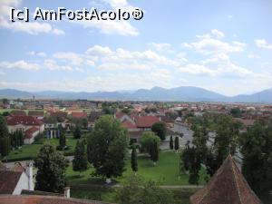 [P53] Biserica fortificată din Hărman - fotografie realizată din turnul clopotniță.  » foto by Floryn81
 - 
<span class="allrVoted glyphicon glyphicon-heart hidden" id="av730680"></span>
<a class="m-l-10 hidden" id="sv730680" onclick="voting_Foto_DelVot(,730680,20177)" role="button">șterge vot <span class="glyphicon glyphicon-remove"></span></a>
<a id="v9730680" class=" c-red"  onclick="voting_Foto_SetVot(730680)" role="button"><span class="glyphicon glyphicon-heart-empty"></span> <b>LIKE</b> = Votează poza</a> <img class="hidden"  id="f730680W9" src="/imagini/loader.gif" border="0" /><span class="AjErrMes hidden" id="e730680ErM"></span>