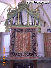 [P03] Covoare vechi expuse in biserica » foto by krondia*
 - 
<span class="allrVoted glyphicon glyphicon-heart hidden" id="av44128"></span>
<a class="m-l-10 hidden" id="sv44128" onclick="voting_Foto_DelVot(,44128,20177)" role="button">șterge vot <span class="glyphicon glyphicon-remove"></span></a>
<a id="v944128" class=" c-red"  onclick="voting_Foto_SetVot(44128)" role="button"><span class="glyphicon glyphicon-heart-empty"></span> <b>LIKE</b> = Votează poza</a> <img class="hidden"  id="f44128W9" src="/imagini/loader.gif" border="0" /><span class="AjErrMes hidden" id="e44128ErM"></span>