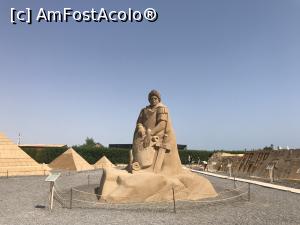 [P30] Sand City Hurghada - Oraşul de Nisip - Iulius Caesar » foto by nicole33
 - 
<span class="allrVoted glyphicon glyphicon-heart hidden" id="av1023093"></span>
<a class="m-l-10 hidden" id="sv1023093" onclick="voting_Foto_DelVot(,1023093,20178)" role="button">șterge vot <span class="glyphicon glyphicon-remove"></span></a>
<a id="v91023093" class=" c-red"  onclick="voting_Foto_SetVot(1023093)" role="button"><span class="glyphicon glyphicon-heart-empty"></span> <b>LIKE</b> = Votează poza</a> <img class="hidden"  id="f1023093W9" src="/imagini/loader.gif" border="0" /><span class="AjErrMes hidden" id="e1023093ErM"></span>