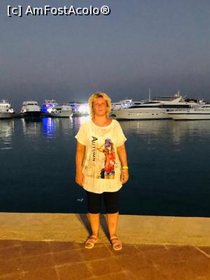 [P17] Marina Hurghada,seara » foto by homeag_mihaela
 - 
<span class="allrVoted glyphicon glyphicon-heart hidden" id="av1189532"></span>
<a class="m-l-10 hidden" id="sv1189532" onclick="voting_Foto_DelVot(,1189532,20178)" role="button">șterge vot <span class="glyphicon glyphicon-remove"></span></a>
<a id="v91189532" class=" c-red"  onclick="voting_Foto_SetVot(1189532)" role="button"><span class="glyphicon glyphicon-heart-empty"></span> <b>LIKE</b> = Votează poza</a> <img class="hidden"  id="f1189532W9" src="/imagini/loader.gif" border="0" /><span class="AjErrMes hidden" id="e1189532ErM"></span>