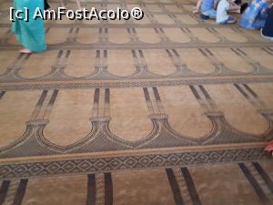 [P16] Imensul covor care acoperea toată pardoseala.  » foto by marsus
 - 
<span class="allrVoted glyphicon glyphicon-heart hidden" id="av1111196"></span>
<a class="m-l-10 hidden" id="sv1111196" onclick="voting_Foto_DelVot(,1111196,20178)" role="button">șterge vot <span class="glyphicon glyphicon-remove"></span></a>
<a id="v91111196" class=" c-red"  onclick="voting_Foto_SetVot(1111196)" role="button"><span class="glyphicon glyphicon-heart-empty"></span> <b>LIKE</b> = Votează poza</a> <img class="hidden"  id="f1111196W9" src="/imagini/loader.gif" border="0" /><span class="AjErrMes hidden" id="e1111196ErM"></span>