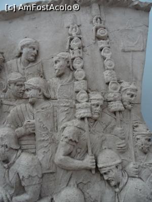[P13] Soldați romani - Columna lui Traian.  » foto by tata123 🔱
 - 
<span class="allrVoted glyphicon glyphicon-heart hidden" id="av1048857"></span>
<a class="m-l-10 hidden" id="sv1048857" onclick="voting_Foto_DelVot(,1048857,20188)" role="button">șterge vot <span class="glyphicon glyphicon-remove"></span></a>
<a id="v91048857" class=" c-red"  onclick="voting_Foto_SetVot(1048857)" role="button"><span class="glyphicon glyphicon-heart-empty"></span> <b>LIKE</b> = Votează poza</a> <img class="hidden"  id="f1048857W9" src="/imagini/loader.gif" border="0" /><span class="AjErrMes hidden" id="e1048857ErM"></span>