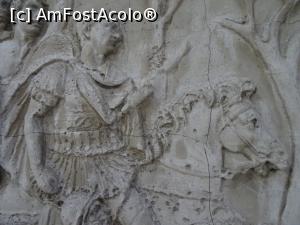 [P15] Împăratul Traian călare (se pare că există cel puțin doi meșteri care au lucrat chipul împăratului roman) - Columna lui Traian.  » foto by tata123 🔱
 - 
<span class="allrVoted glyphicon glyphicon-heart hidden" id="av1048859"></span>
<a class="m-l-10 hidden" id="sv1048859" onclick="voting_Foto_DelVot(,1048859,20188)" role="button">șterge vot <span class="glyphicon glyphicon-remove"></span></a>
<a id="v91048859" class=" c-red"  onclick="voting_Foto_SetVot(1048859)" role="button"><span class="glyphicon glyphicon-heart-empty"></span> <b>LIKE</b> = Votează poza</a> <img class="hidden"  id="f1048859W9" src="/imagini/loader.gif" border="0" /><span class="AjErrMes hidden" id="e1048859ErM"></span>