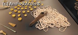 [P08] Piese din aur (mormântul nr. 36 - Necropola Varna I). » foto by tata123 🔱
 - 
<span class="allrVoted glyphicon glyphicon-heart hidden" id="av1504584"></span>
<a class="m-l-10 hidden" id="sv1504584" onclick="voting_Foto_DelVot(,1504584,20189)" role="button">șterge vot <span class="glyphicon glyphicon-remove"></span></a>
<a id="v91504584" class=" c-red"  onclick="voting_Foto_SetVot(1504584)" role="button"><span class="glyphicon glyphicon-heart-empty"></span> <b>LIKE</b> = Votează poza</a> <img class="hidden"  id="f1504584W9" src="/imagini/loader.gif" border="0" /><span class="AjErrMes hidden" id="e1504584ErM"></span>