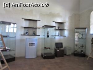 [P50] Vitrine în apartamentul doamnei » foto by Michi
 - 
<span class="allrVoted glyphicon glyphicon-heart hidden" id="av1336351"></span>
<a class="m-l-10 hidden" id="sv1336351" onclick="voting_Foto_DelVot(,1336351,20192)" role="button">șterge vot <span class="glyphicon glyphicon-remove"></span></a>
<a id="v91336351" class=" c-red"  onclick="voting_Foto_SetVot(1336351)" role="button"><span class="glyphicon glyphicon-heart-empty"></span> <b>LIKE</b> = Votează poza</a> <img class="hidden"  id="f1336351W9" src="/imagini/loader.gif" border="0" /><span class="AjErrMes hidden" id="e1336351ErM"></span>