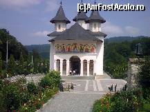 [P14] Biserica nouă 'Sfânta Teodora de la Sihla', Mănăstirea Sihăstria. Neamţ, România.  » foto by traian.leuca †
 - 
<span class="allrVoted glyphicon glyphicon-heart hidden" id="av410152"></span>
<a class="m-l-10 hidden" id="sv410152" onclick="voting_Foto_DelVot(,410152,20199)" role="button">șterge vot <span class="glyphicon glyphicon-remove"></span></a>
<a id="v9410152" class=" c-red"  onclick="voting_Foto_SetVot(410152)" role="button"><span class="glyphicon glyphicon-heart-empty"></span> <b>LIKE</b> = Votează poza</a> <img class="hidden"  id="f410152W9" src="/imagini/loader.gif" border="0" /><span class="AjErrMes hidden" id="e410152ErM"></span>