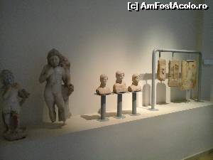 [P04] Statuete harpocrate, însoțitoare ale lui Isis, găsite în sanctuarul acesteia » foto by irinad
 - 
<span class="allrVoted glyphicon glyphicon-heart hidden" id="av632239"></span>
<a class="m-l-10 hidden" id="sv632239" onclick="voting_Foto_DelVot(,632239,20200)" role="button">șterge vot <span class="glyphicon glyphicon-remove"></span></a>
<a id="v9632239" class=" c-red"  onclick="voting_Foto_SetVot(632239)" role="button"><span class="glyphicon glyphicon-heart-empty"></span> <b>LIKE</b> = Votează poza</a> <img class="hidden"  id="f632239W9" src="/imagini/loader.gif" border="0" /><span class="AjErrMes hidden" id="e632239ErM"></span>