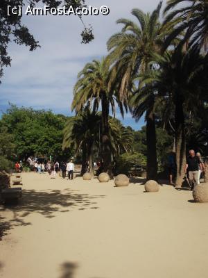 [P19] Aleea principală din Parcul Guell » foto by diacrys*
 - 
<span class="allrVoted glyphicon glyphicon-heart hidden" id="av828268"></span>
<a class="m-l-10 hidden" id="sv828268" onclick="voting_Foto_DelVot(,828268,20225)" role="button">șterge vot <span class="glyphicon glyphicon-remove"></span></a>
<a id="v9828268" class=" c-red"  onclick="voting_Foto_SetVot(828268)" role="button"><span class="glyphicon glyphicon-heart-empty"></span> <b>LIKE</b> = Votează poza</a> <img class="hidden"  id="f828268W9" src="/imagini/loader.gif" border="0" /><span class="AjErrMes hidden" id="e828268ErM"></span>