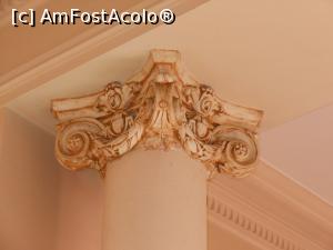 [P18] Sinaia - Casinoul. Decorațiuni ale coloanelor în hol.  » foto by iulianic
 - 
<span class="allrVoted glyphicon glyphicon-heart hidden" id="av1037475"></span>
<a class="m-l-10 hidden" id="sv1037475" onclick="voting_Foto_DelVot(,1037475,20240)" role="button">șterge vot <span class="glyphicon glyphicon-remove"></span></a>
<a id="v91037475" class=" c-red"  onclick="voting_Foto_SetVot(1037475)" role="button"><span class="glyphicon glyphicon-heart-empty"></span> <b>LIKE</b> = Votează poza</a> <img class="hidden"  id="f1037475W9" src="/imagini/loader.gif" border="0" /><span class="AjErrMes hidden" id="e1037475ErM"></span>