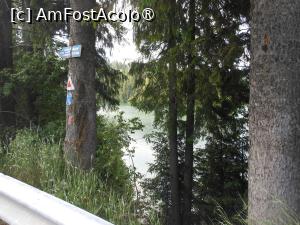 [P23] Transbucegi - Lacul Bolboci văzut de pe șosea. » foto by iulianic
 - 
<span class="allrVoted glyphicon glyphicon-heart hidden" id="av1437226"></span>
<a class="m-l-10 hidden" id="sv1437226" onclick="voting_Foto_DelVot(,1437226,20272)" role="button">șterge vot <span class="glyphicon glyphicon-remove"></span></a>
<a id="v91437226" class=" c-red"  onclick="voting_Foto_SetVot(1437226)" role="button"><span class="glyphicon glyphicon-heart-empty"></span> <b>LIKE</b> = Votează poza</a> <img class="hidden"  id="f1437226W9" src="/imagini/loader.gif" border="0" /><span class="AjErrMes hidden" id="e1437226ErM"></span>