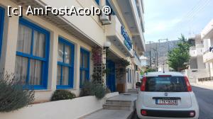 [P04] Hotel Central Hersonissos- intrarea principala.  » foto by dan48
 - 
<span class="allrVoted glyphicon glyphicon-heart hidden" id="av866691"></span>
<a class="m-l-10 hidden" id="sv866691" onclick="voting_Foto_DelVot(,866691,20484)" role="button">șterge vot <span class="glyphicon glyphicon-remove"></span></a>
<a id="v9866691" class=" c-red"  onclick="voting_Foto_SetVot(866691)" role="button"><span class="glyphicon glyphicon-heart-empty"></span> <b>LIKE</b> = Votează poza</a> <img class="hidden"  id="f866691W9" src="/imagini/loader.gif" border="0" /><span class="AjErrMes hidden" id="e866691ErM"></span>